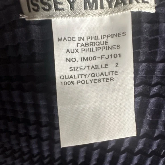 Issey Miyake Shirt - Picture 2 of 2